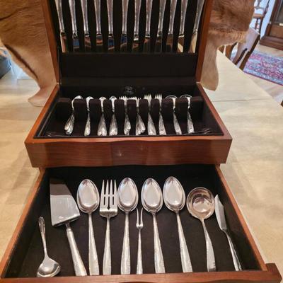 Sale Photo Thumbnail #16: Madeira by towle sterling silver flatware service for twelve 94 pieces