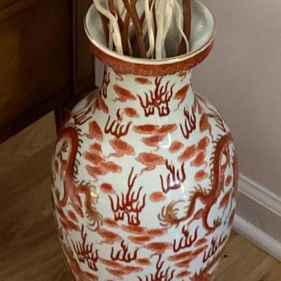 Sale Photo Thumbnail #99: Chinese chinoiserie style ginger jar