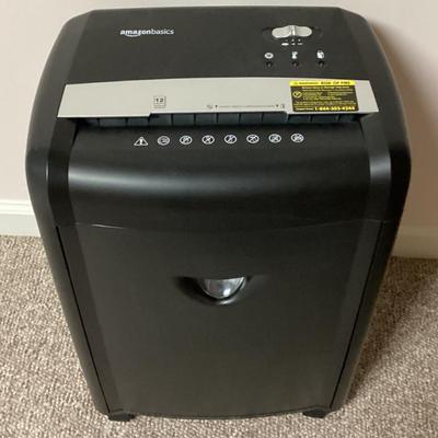 Sale Photo Thumbnail #262: Amazon basics paper credit card shredder