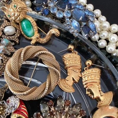 Sale Photo Thumbnail #34