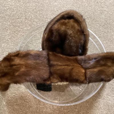 Sale Photo Thumbnail #19: Fur Hat and Wrap