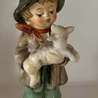 Sale Photo Thumbnail #242: Hummel little lost sheep