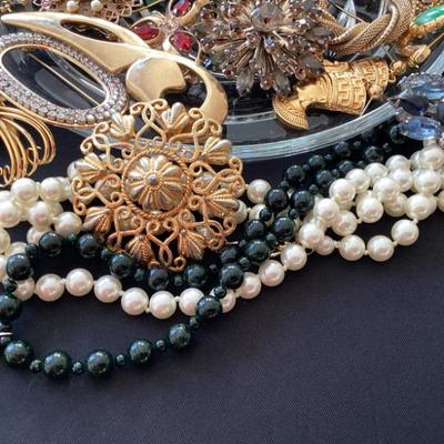 Sale Photo Thumbnail #32