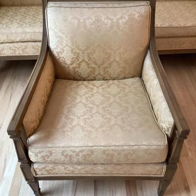 Sale Photo Thumbnail #159: Mcm accent chair