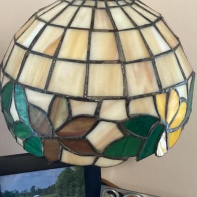 Sale Photo Thumbnail #23: Tiffany style stained glass lamp