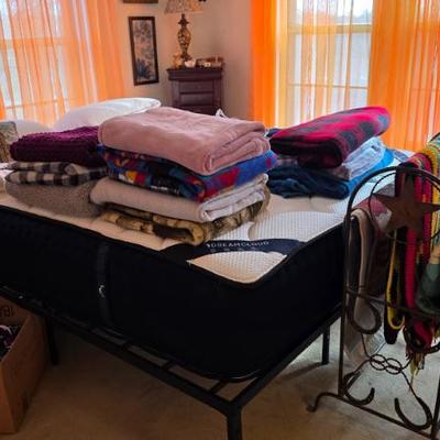 Sale Photo Thumbnail #505