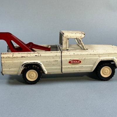Tonka Jeep Wrecker