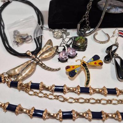 Sale Photo Thumbnail #233