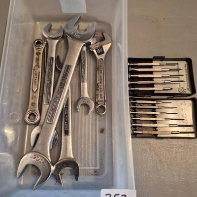 Sale Photo Thumbnail #757