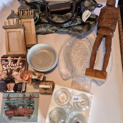 Sale Photo Thumbnail #741