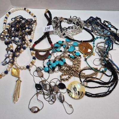 Sale Photo Thumbnail #237