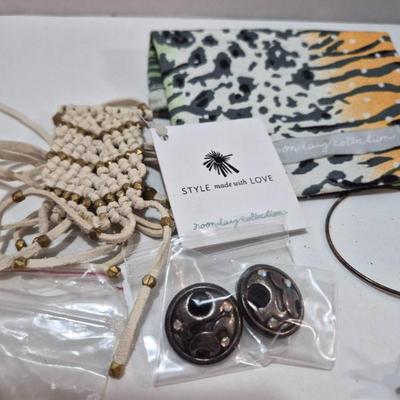 Sale Photo Thumbnail #230