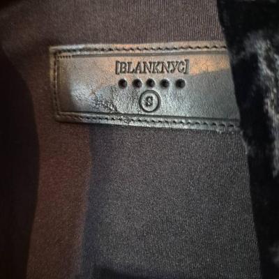 Sale Photo Thumbnail #297