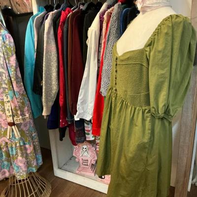 Sale Photo Thumbnail #83