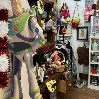 Sale Photo Thumbnail #50