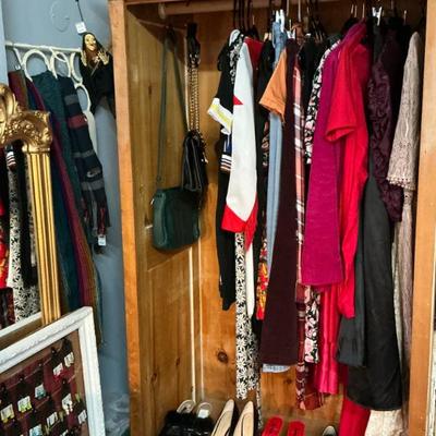 Sale Photo Thumbnail #30