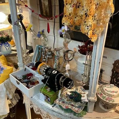 Sale Photo Thumbnail #90