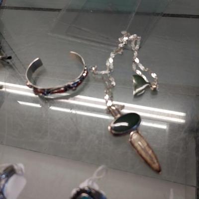 Sale Photo Thumbnail #384