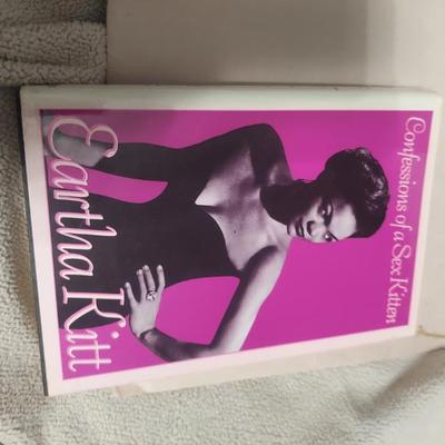 Sale Photo Thumbnail #402