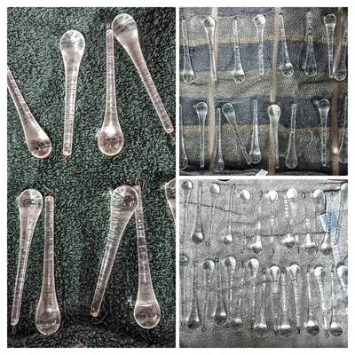 Vintage Clear Glass Teardrop Prisms / Hanging Drops