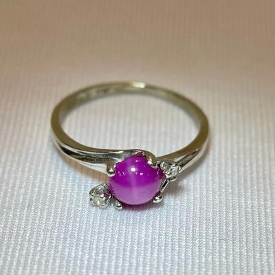 10K White Gold Pink Star Sapphire Ring W/ Accent Diamonds Size 6 (1.9g)