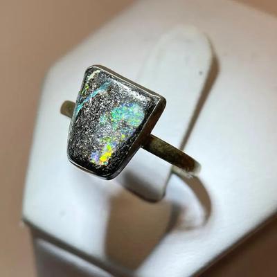 Vintage Sterling Black Boulder Opal Ring Size 5.5 (1.6g)