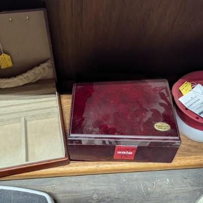 Sale Photo Thumbnail #265