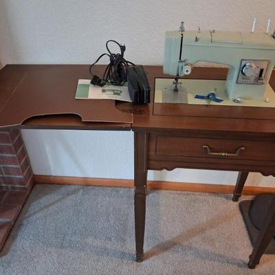 Sale Photo Thumbnail #11