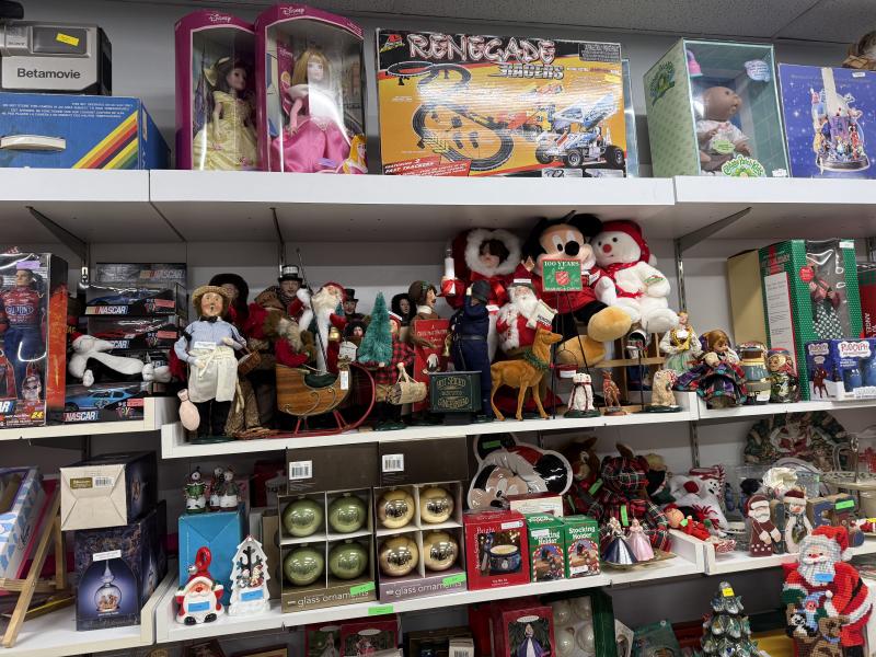 Sale Photo Thumbnail #11