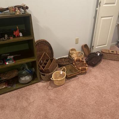 Sale Photo Thumbnail #237: baskets