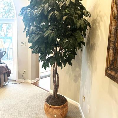 Sale Photo Thumbnail #156: artificial tree