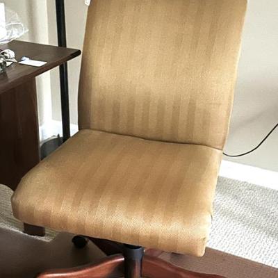 Sale Photo Thumbnail #266: upholstered office chair