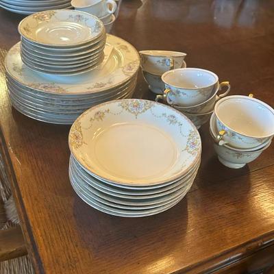 Sale Photo Thumbnail #167: James Japanese china Claribel