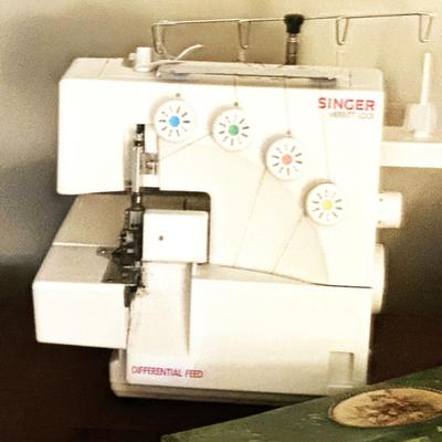 Sale Photo Thumbnail #318: Singer