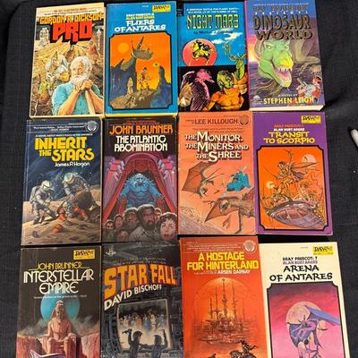 550: Vintage Sci-fi First Edition Paperback Books