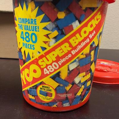 571: Tyco Super Blocks