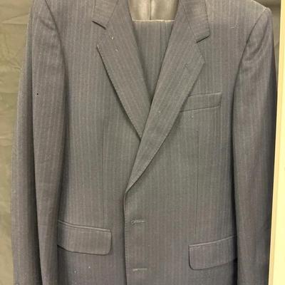 507: Austin Reed Regent Street Wool Suit – Jacket & Pants – Gray Pinstripe – Approx. 40–42R