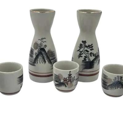 Japanese Kutani Ware Saki Bottles & Cups