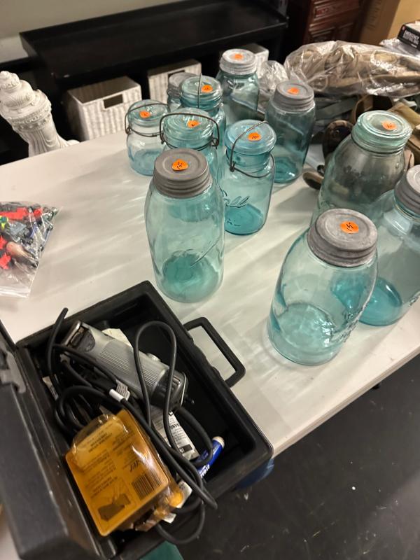 Sale Photo Thumbnail #43