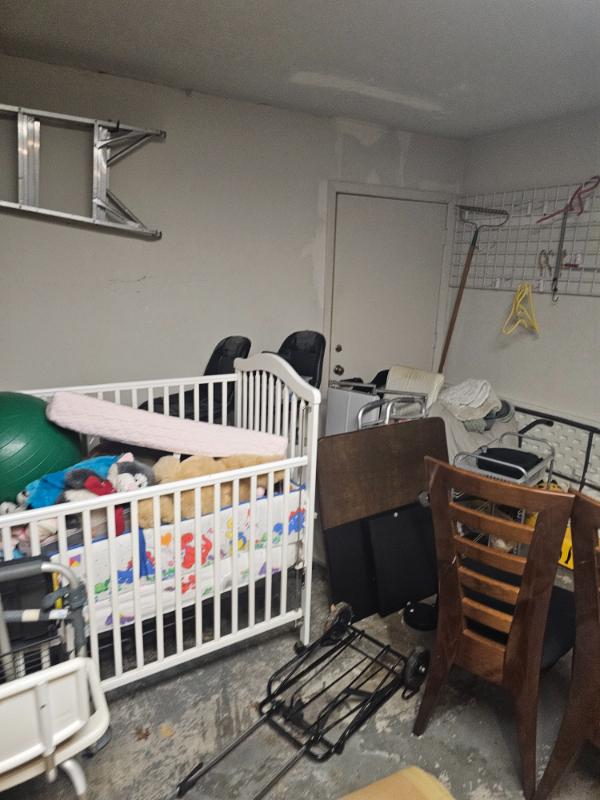 Sale Photo Thumbnail #20