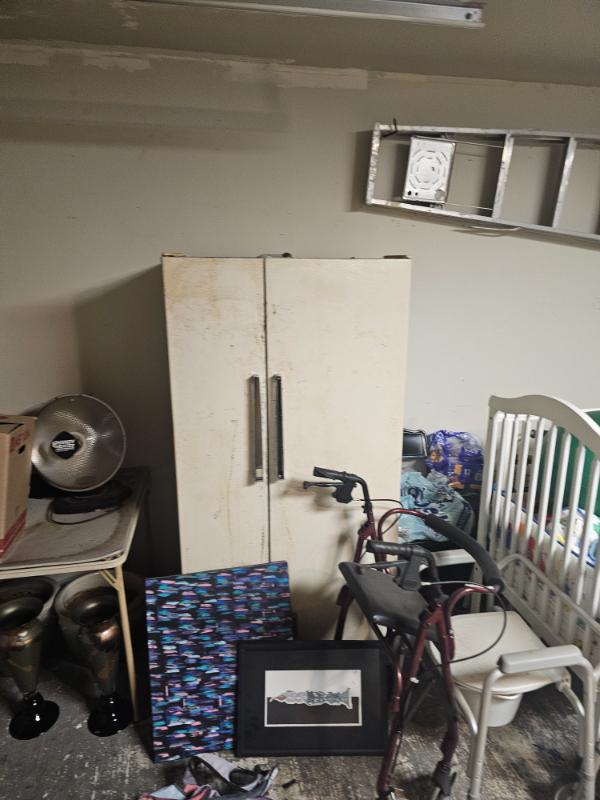 Sale Photo Thumbnail #25