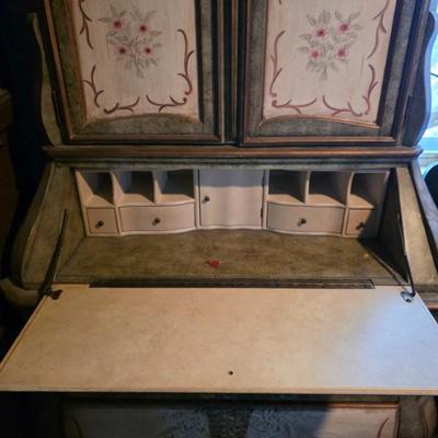 Sale Photo Thumbnail #36