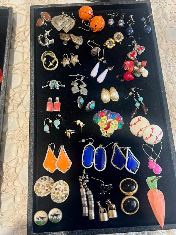 Sale Photo Thumbnail #453