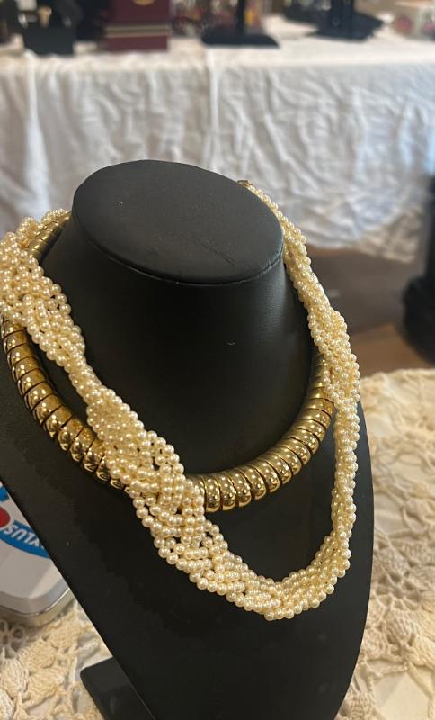 Sale Photo Thumbnail #443