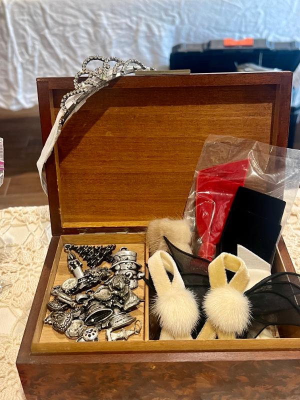 Sale Photo Thumbnail #449