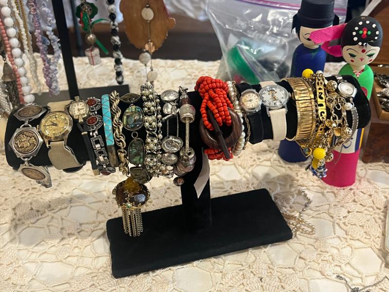 Sale Photo Thumbnail #447