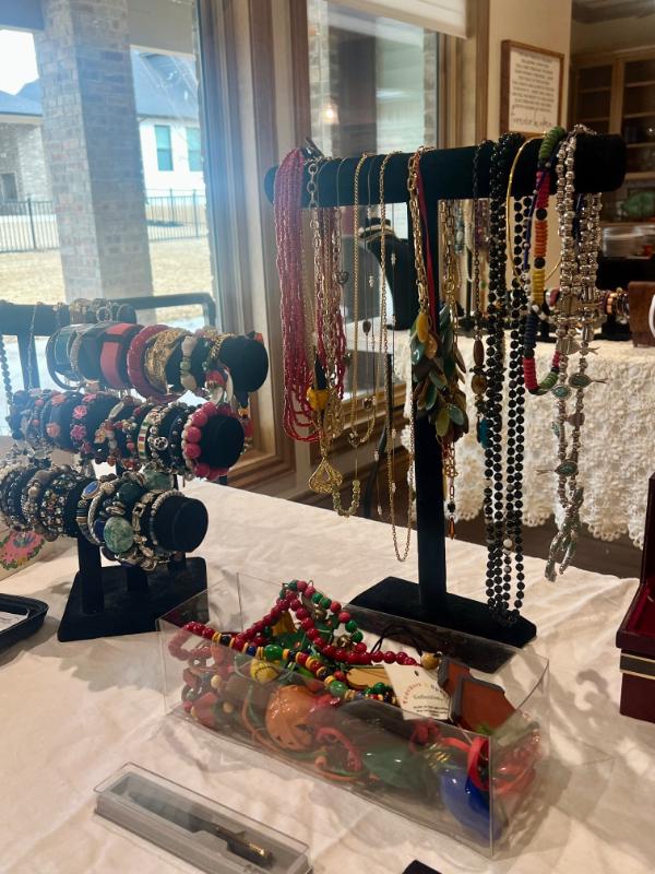 Sale Photo Thumbnail #439