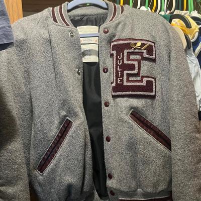 Sale Photo Thumbnail #326