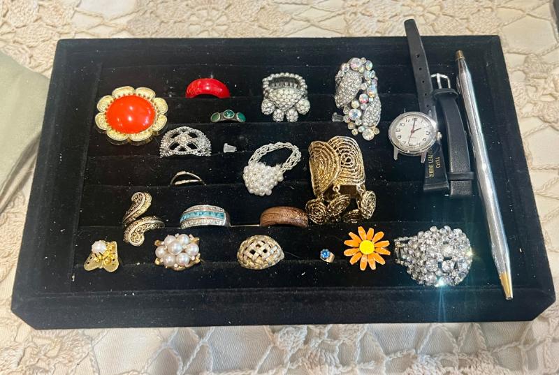 Sale Photo Thumbnail #450