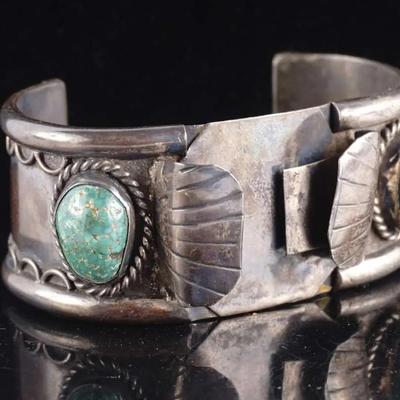 Vintage Heavy Navajo Sterling Silver Turquoise Men’s Watch Band Cuff Bracelet (77g)